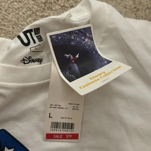Brand new with tag Uniqlo brand Sorcerer Mickey women’s tshirt in white - Picture 3 of 4